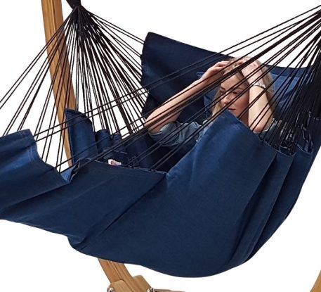 Chaise longue Denim Indigo Blue DeLuxe con supporto High End Bamboo Arc. Set completo di cuscini - immagine 6